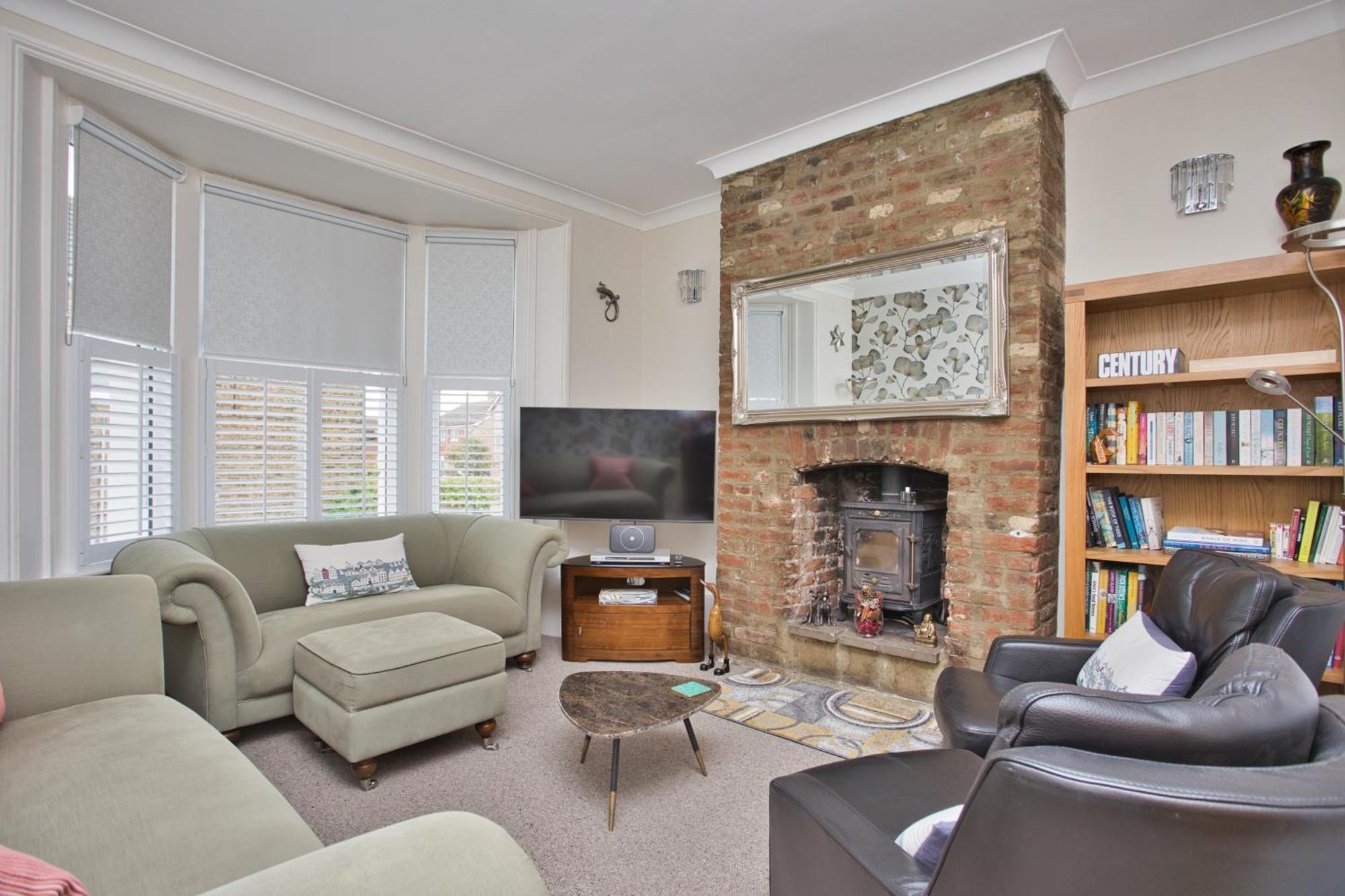 Spacious Seaside Escape In The Heart Of Deal, 4 Mins From The Beach Екстериор снимка